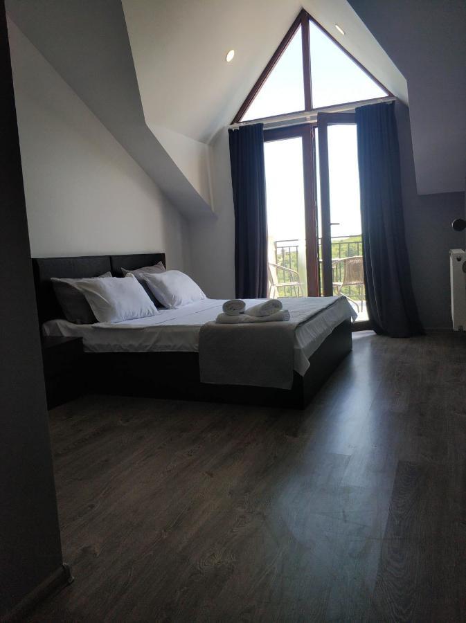 Favourite Apartman Szenaki Kültér fotó
